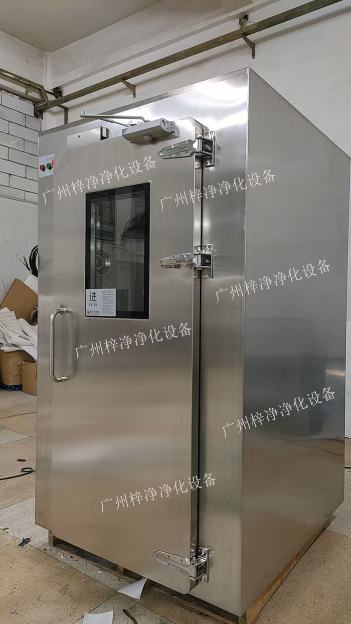 高端滿焊接風淋室產品外觀 高端滿焊接風淋室產品外觀